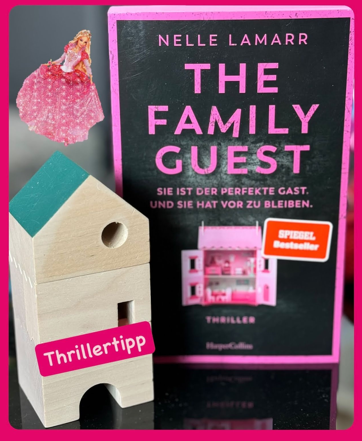 Schwarzes Cover mit einem pinken Barbie Haus in der Mitte und dem Buchtitel ebenfalls in pink oben drüber.